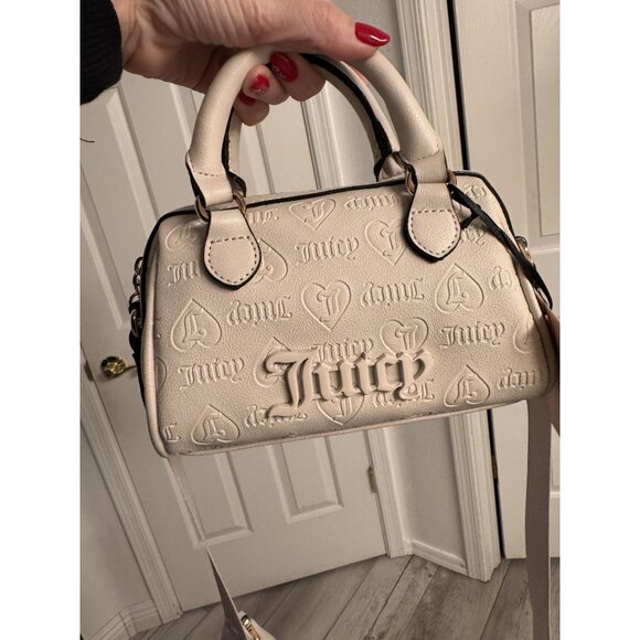 Juicy Couture Semi Charmed Satchel Heart Angel Beige With Crossbody Strap & Coin - Picture 1 of 7